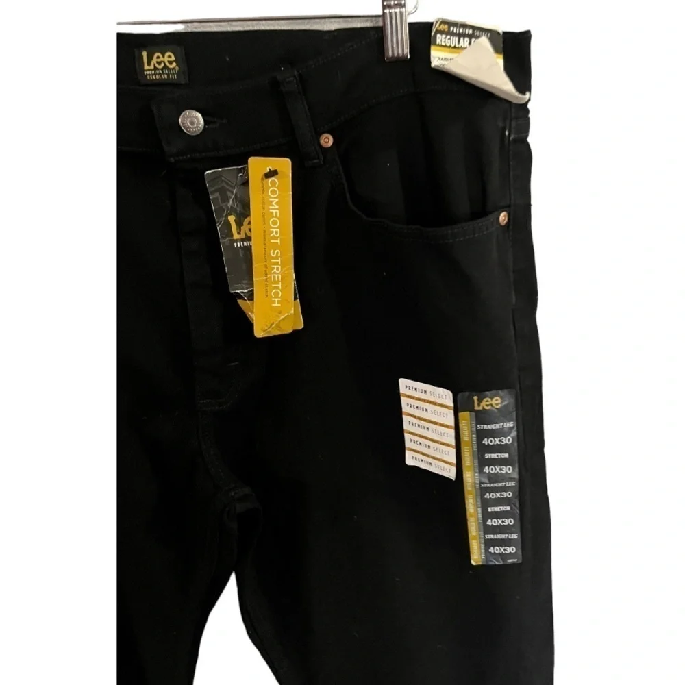 NWT REGULAR FIT STRAIGHT LEG JEAN:DOUBLE BLACK Size 40x 30